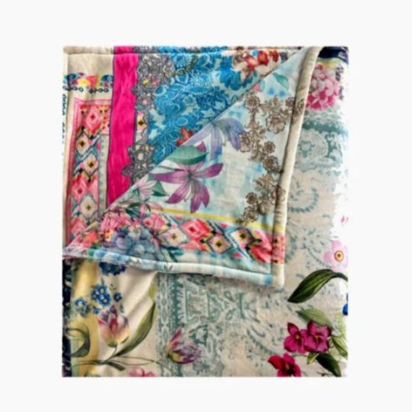 Johnny Was Bedding Johnny Was Mix Bouquet Cozy Blanket Flower Bag